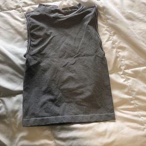 Crop top. Very stretchy